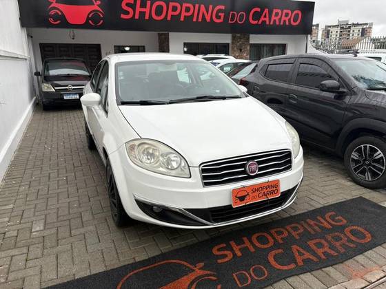 FIAT LINEA 1.8 ABSOLUTE 16V FLEX 4P AUTOMATIZADO FIAT LINEA 1.8 ABSOLUTE 16V FLEX 4P AUTOMATIZADO